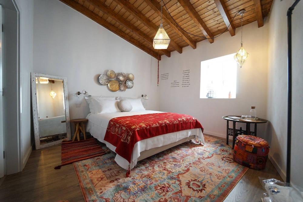Comfort Room photo 2