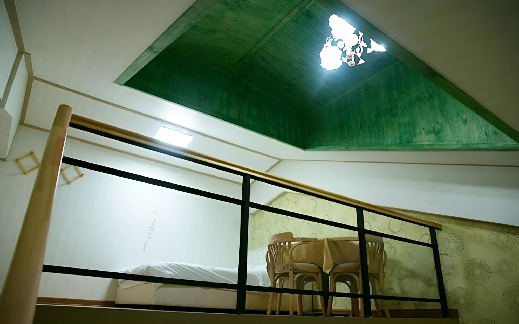 Room (40m Duplex - Room 305) - Photo 3