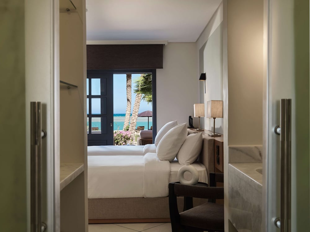 Premium Beach Front Terrace photo 3