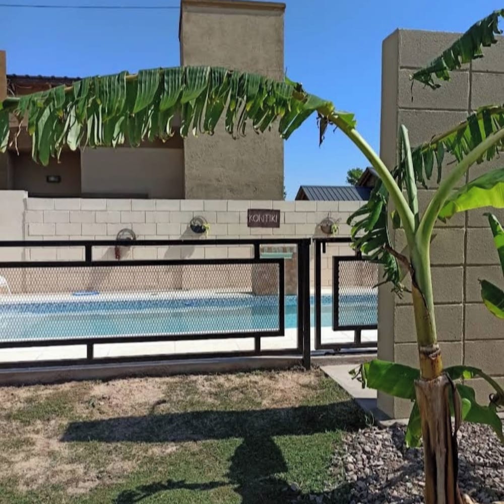 Basic Cottage, Patio, Pool View photo 3