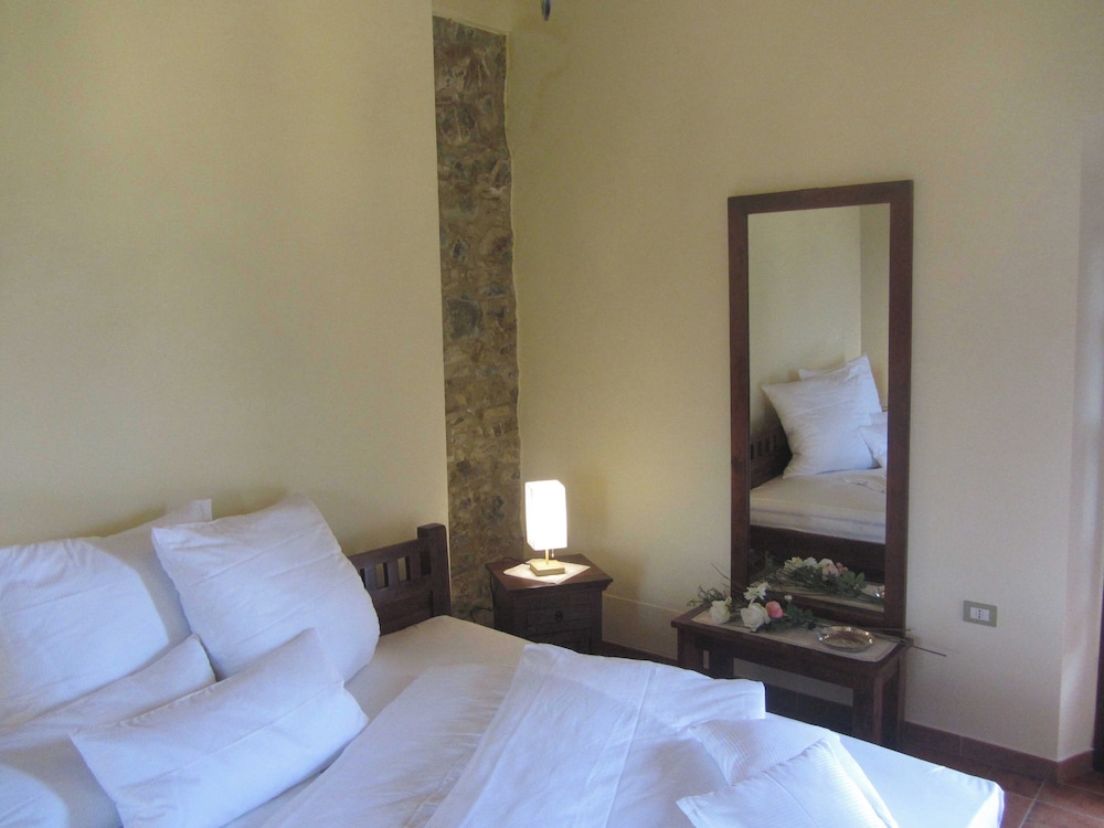 Comfort Apartment photo 1