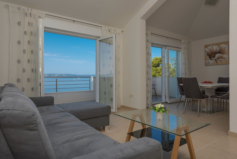 Apartment, Sea View (1)