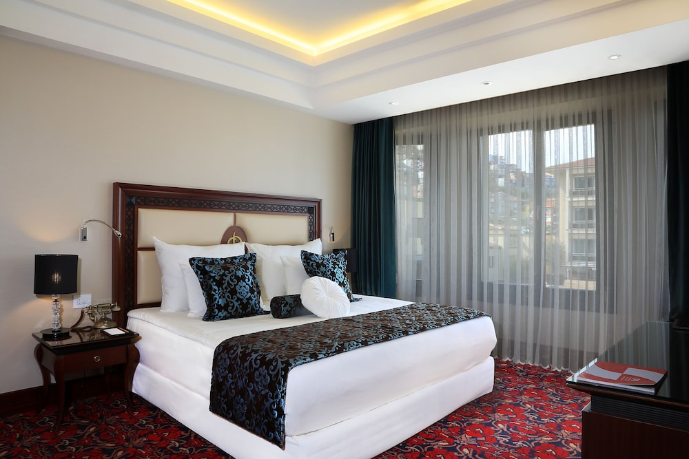 Imperial Suite photo 1