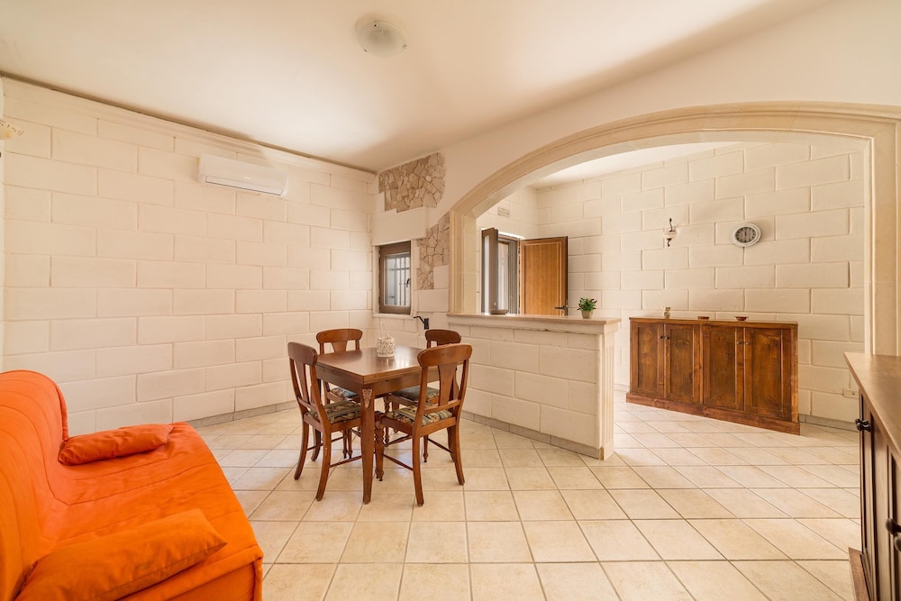 Standard House, 2 Bedrooms photo 3