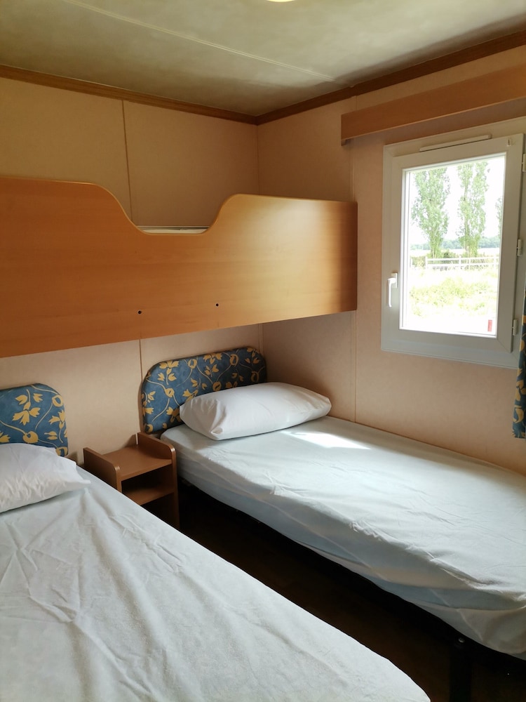 Standard Bungalow, Ensuite, Lake View (Mobile Home 5p climatisé) photo 3