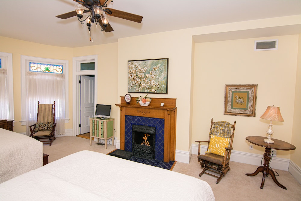 Luxury Room, Ensuite (Two Queens) photo 3