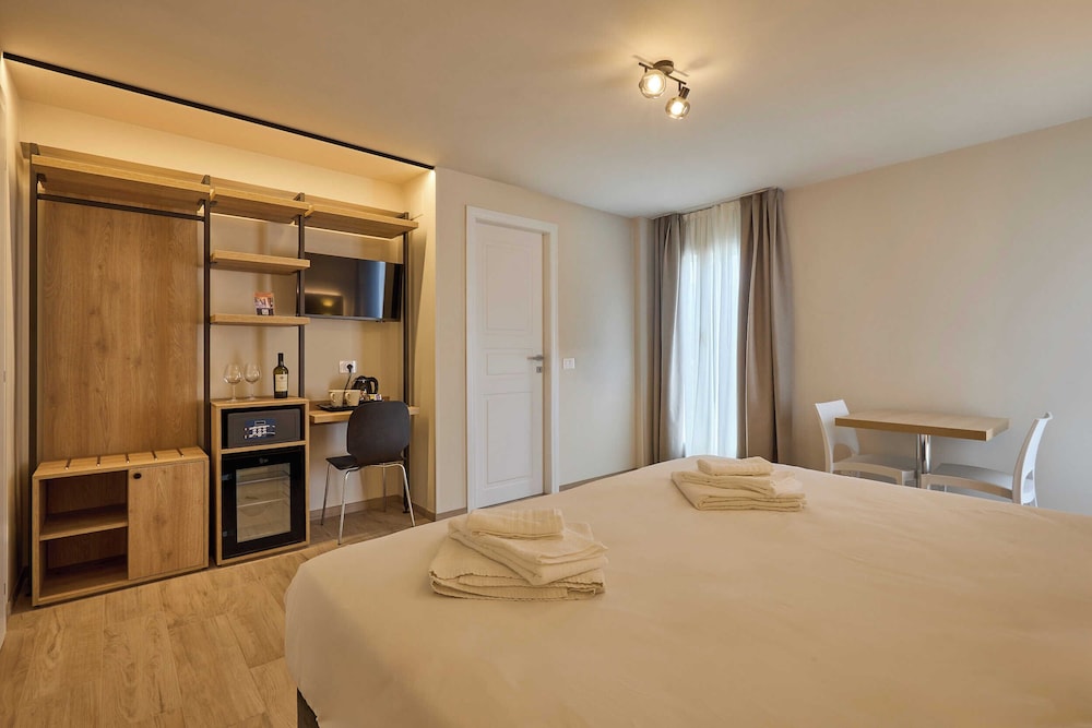 Panoramic Room, Terrace photo 2