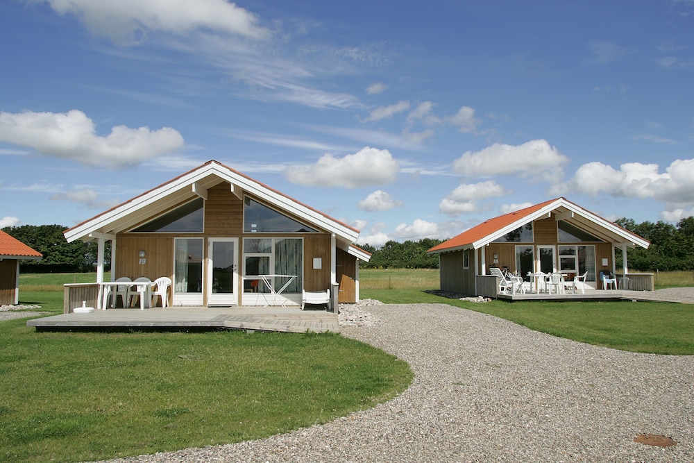 House, 2 Bedrooms, Kitchen (Linen Excluded) photo 2