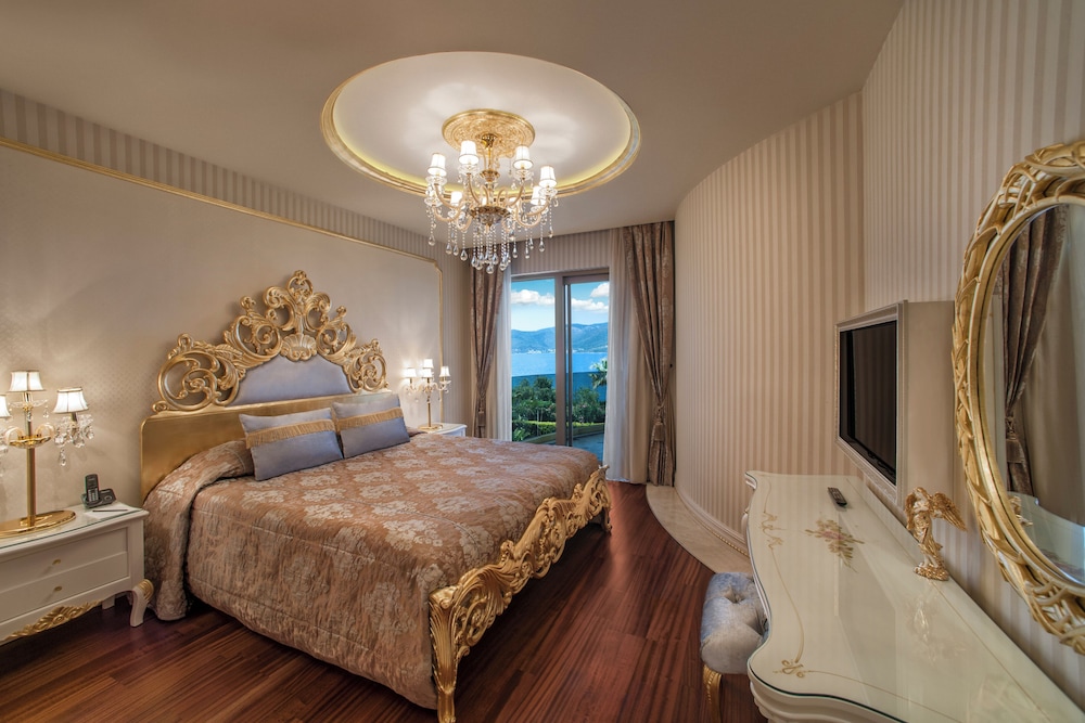Royal Villa, 5 Bedrooms, Non Smoking, Sea View