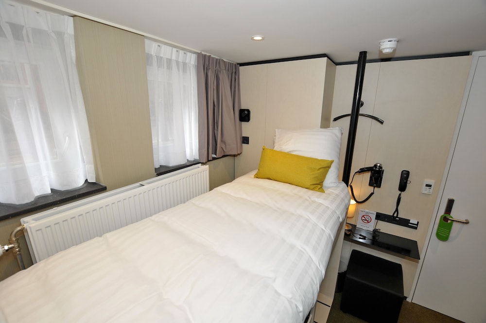 Economy Single Room