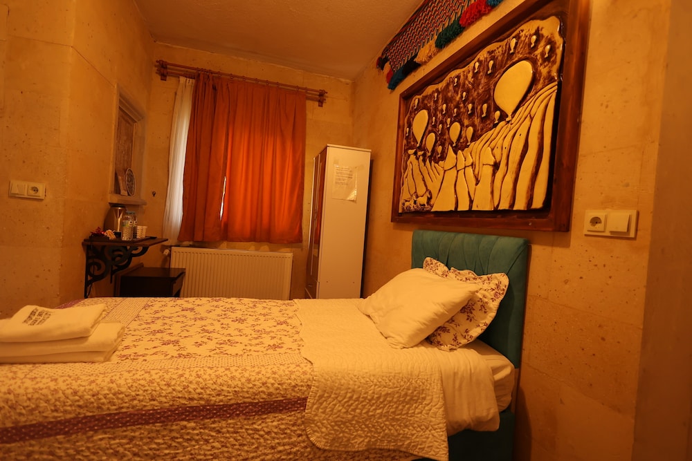 Standard Triple Room photo 3