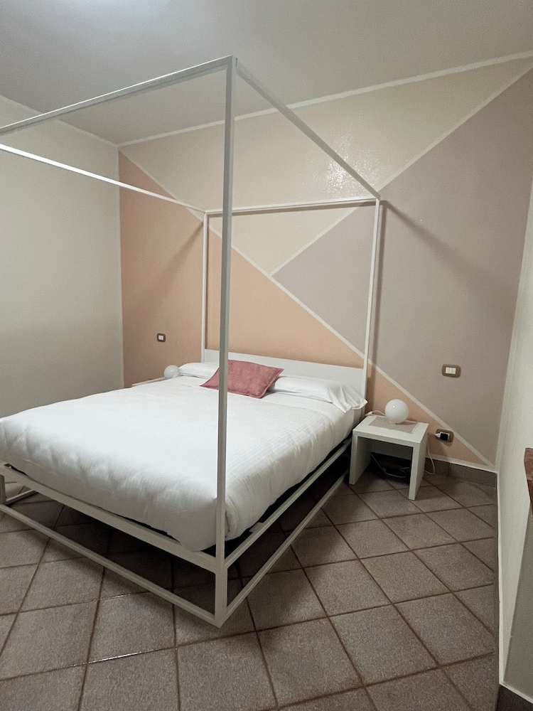 Family Quadruple Room photo 3