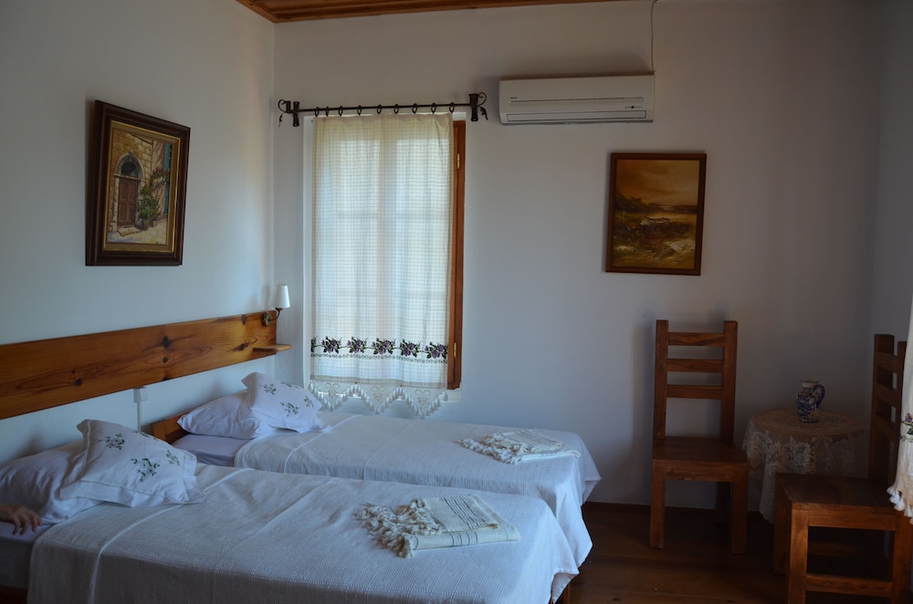 Romantic Suite photo 3