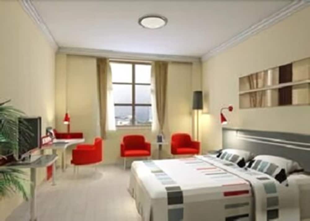 Deluxe Suite, Lake View photo 3