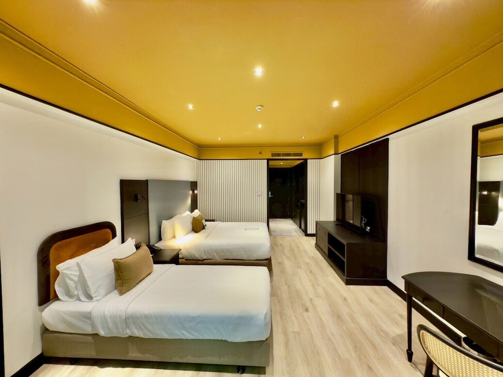 Junior Triple Suite Room photo 2