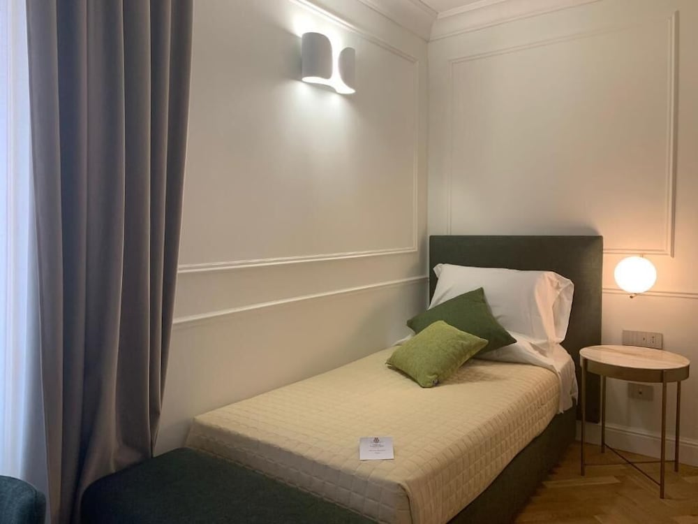 Deluxe Double Room Single Use photo 1