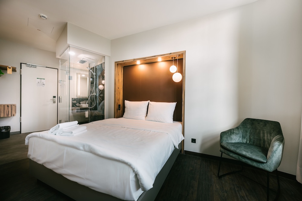 Standard Double Room Single Use photo 1