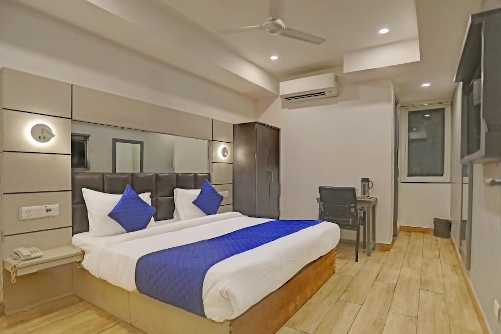 Deluxe Room - Photo 3