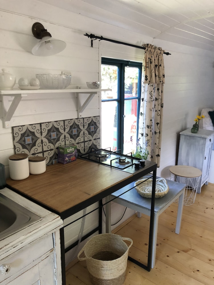 Traditional Cabin, Non Smoking, Kitchenette photo 3
