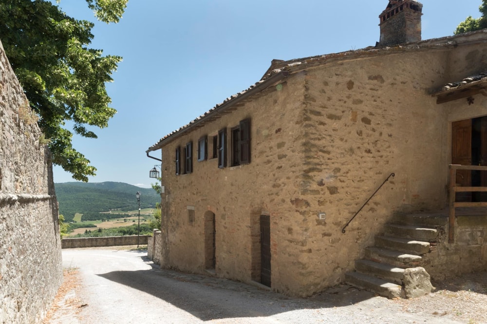 House photo 1
