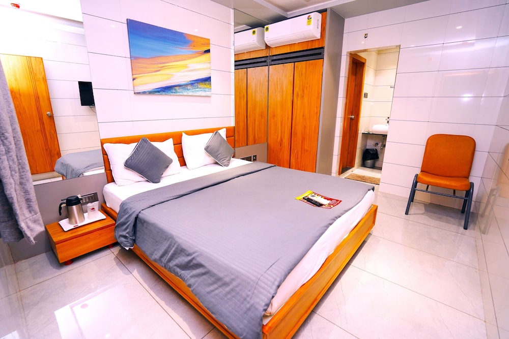 Standard Double Room photo 2