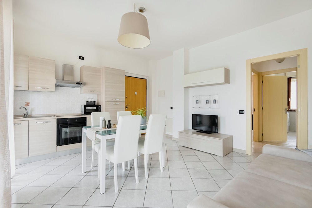 Premier Apartment
