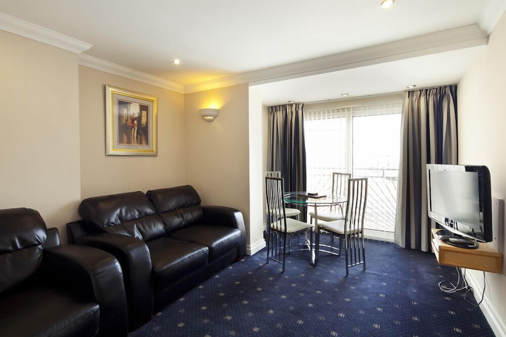 Apartment (Hesketh)
