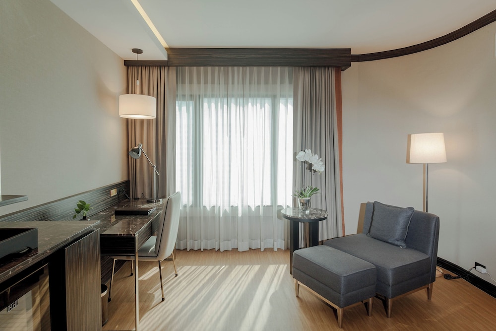 Executive Suite photo 3
