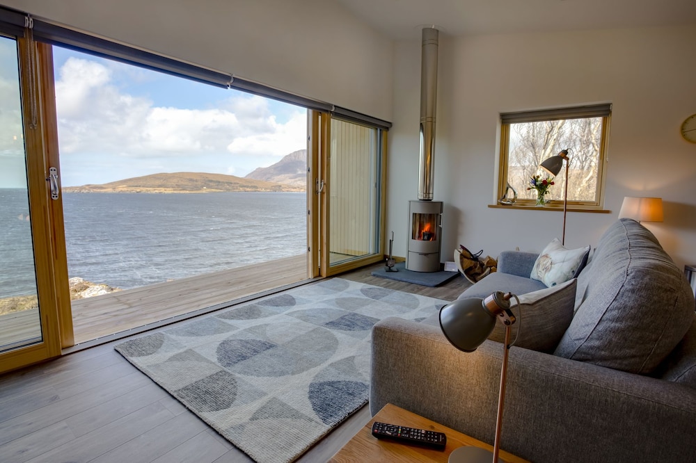 Deluxe House, Sea View photo 1