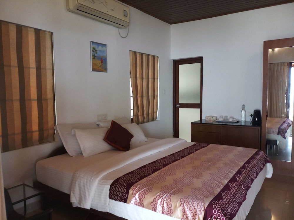 Executive Room, Lake View photo 1