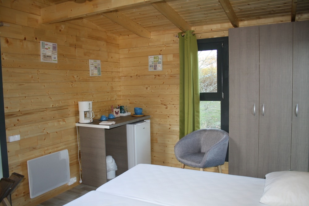 Cabin (Cabane Taboo) - Photo 5