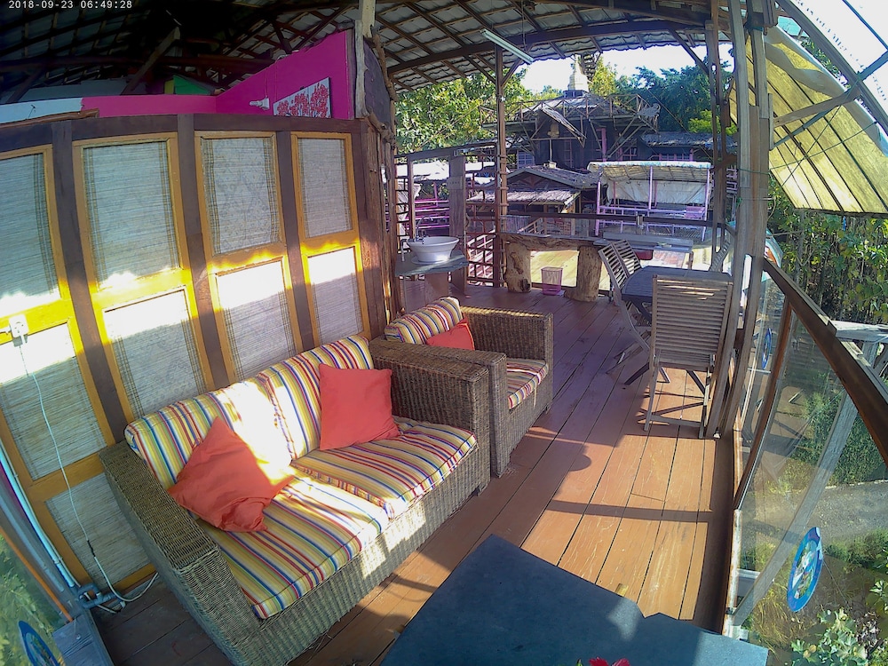 Panoramic Suite - Photo 24