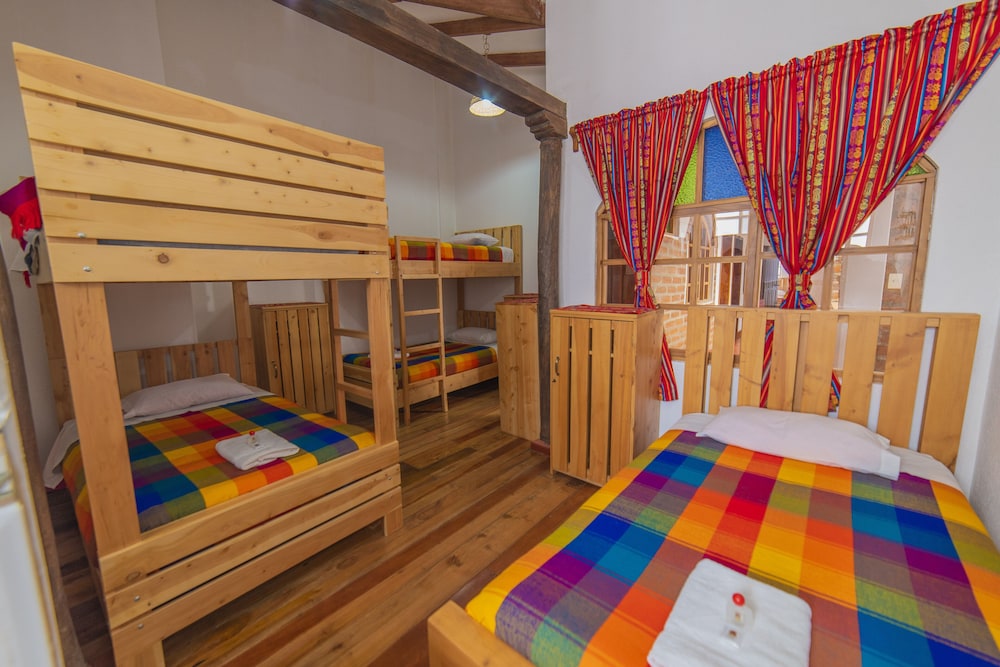 Economy Shared Dormitory, 1 Twin Bed photo 3