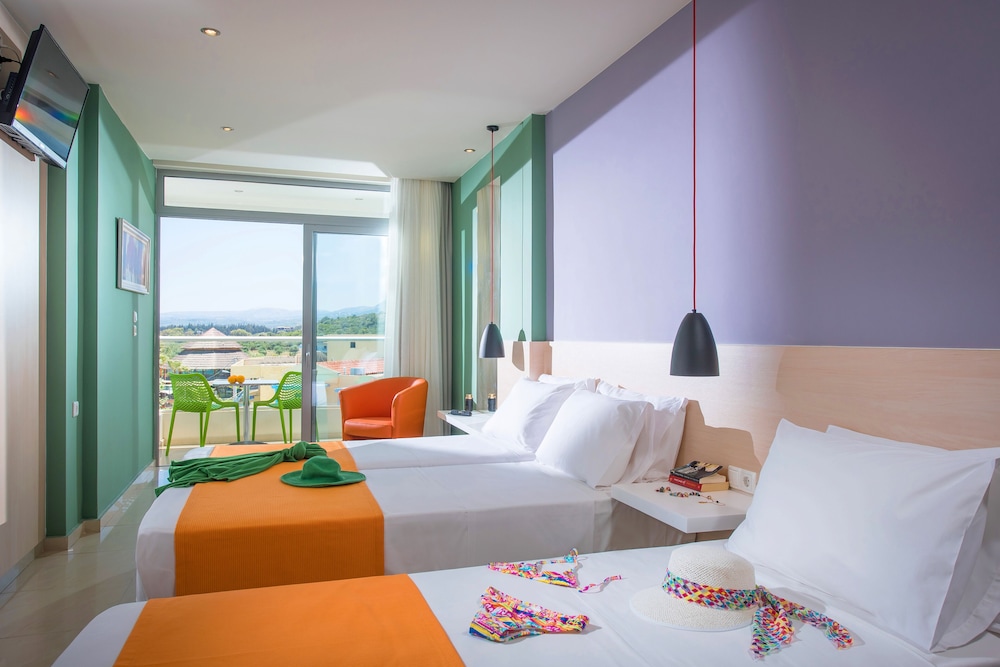 Triple Room - Photo 1