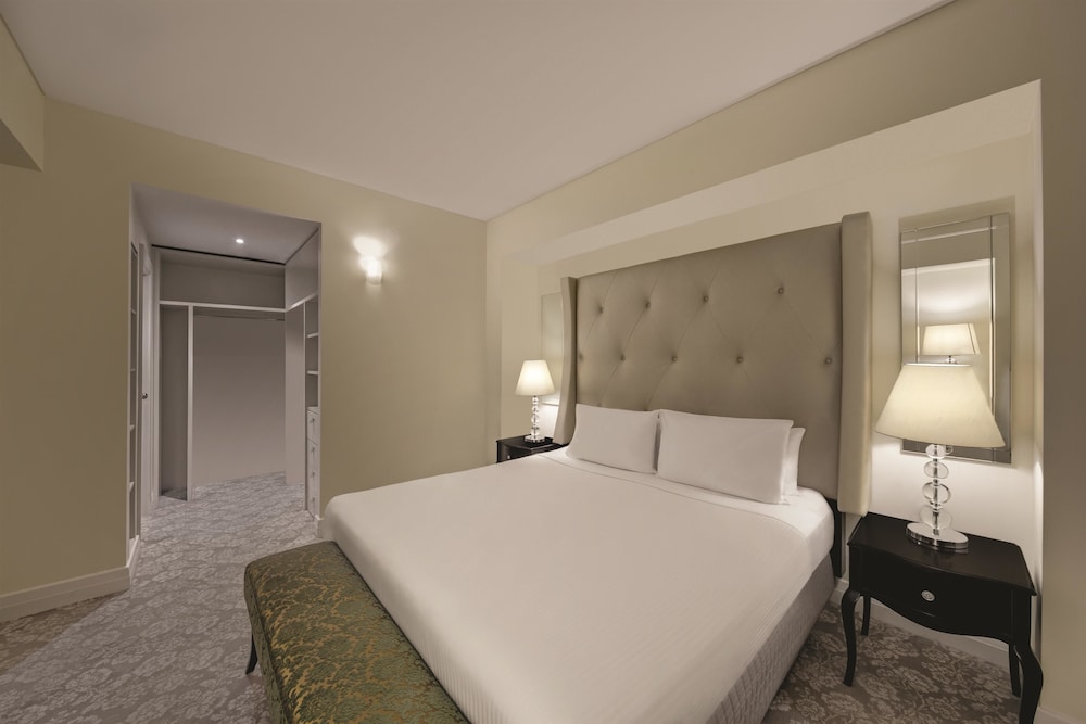 Fuller Suite King  (Weekly Housekeeping) - Photo 3