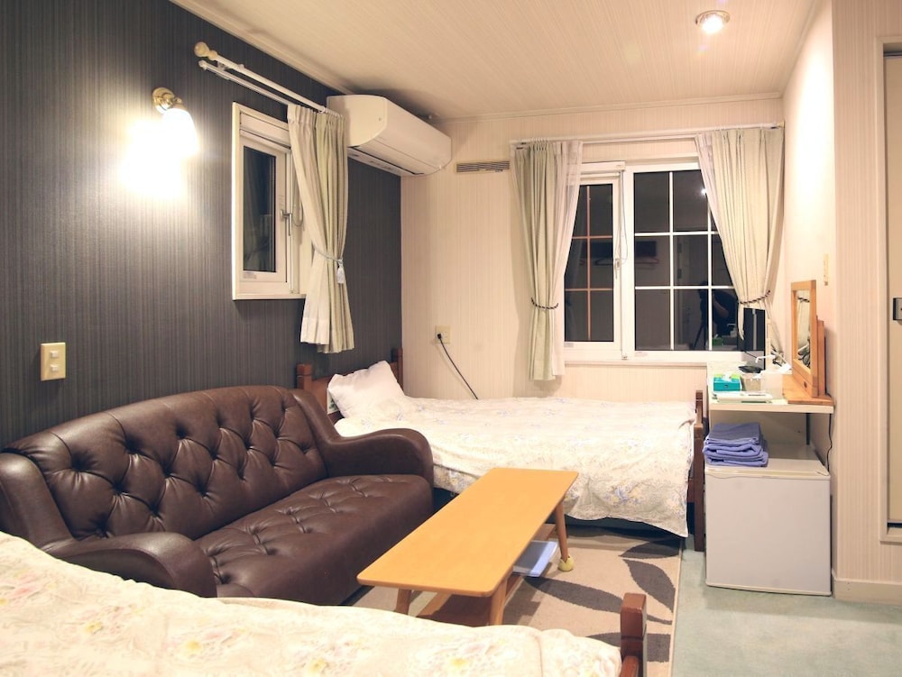 Double or Twin Room, Private Bathroom (For 1-2 guests) photo 1