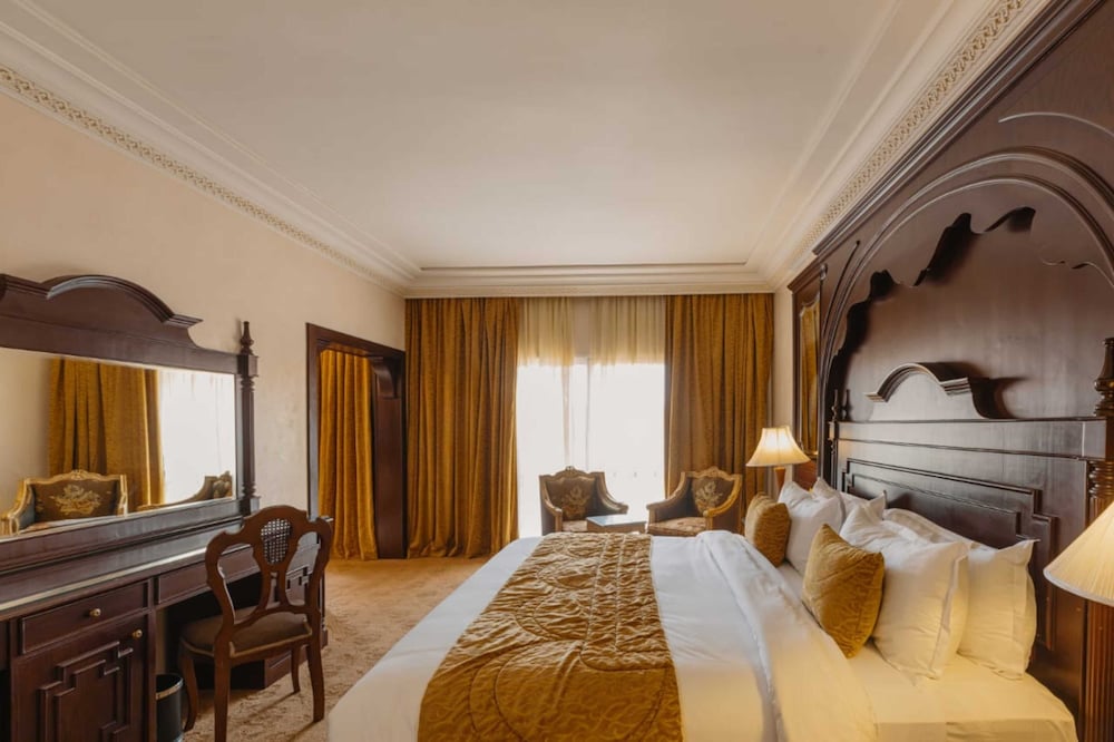 Junior Suite - Photo 1