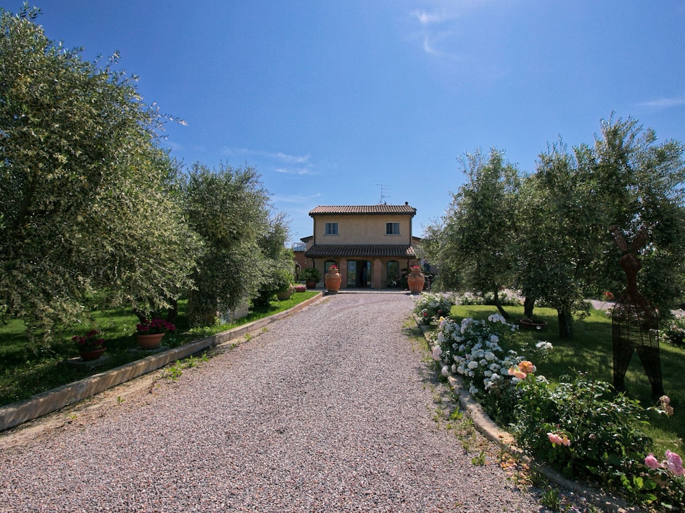 House photo 2