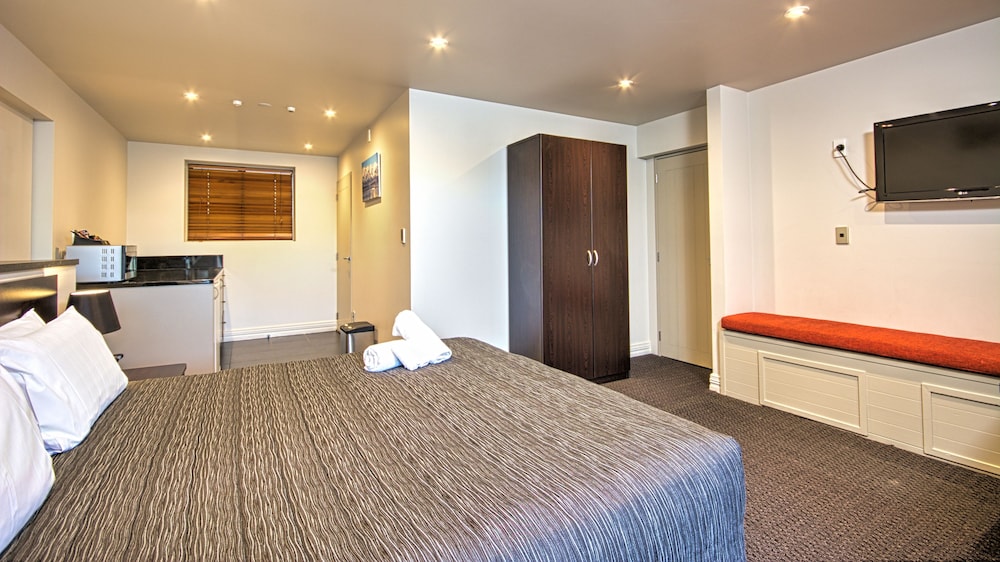 Studio with Spa, Ground Floor photo 2