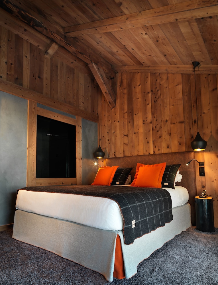 Deluxe Suite - Photo 3
