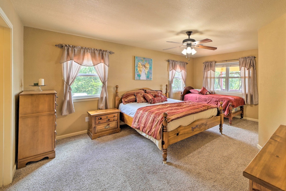 House (Multiple Bedrooms) photo 1
