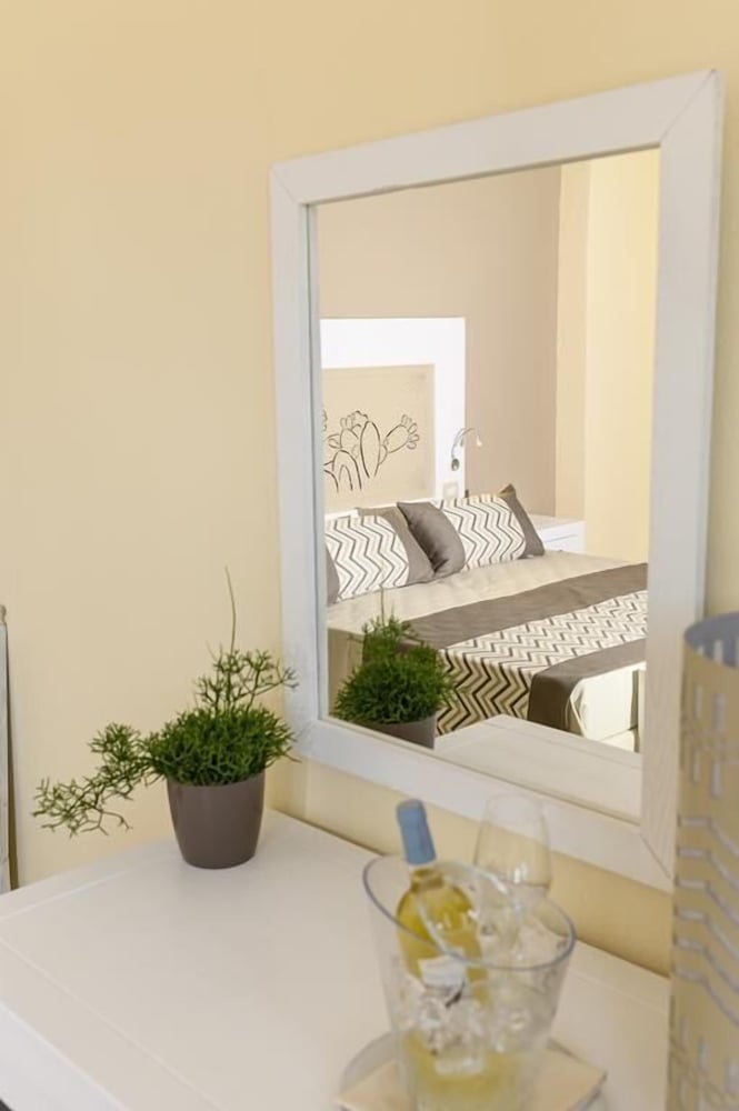 Superior Double or Twin Room - Photo 1