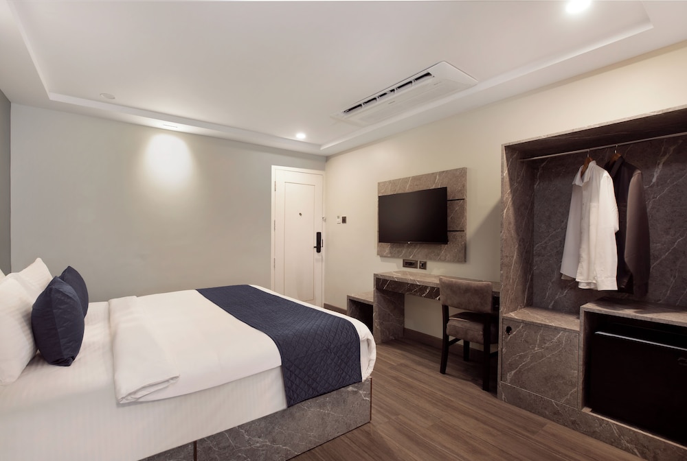 Executive Double Room - Photo 1