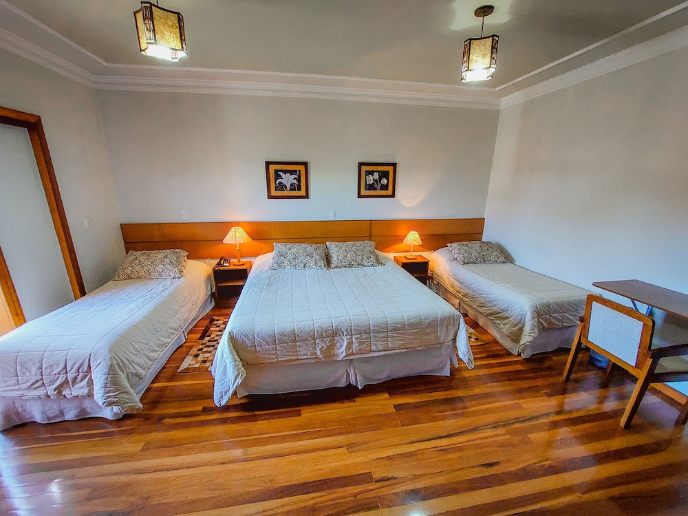 Deluxe Quadruple Room