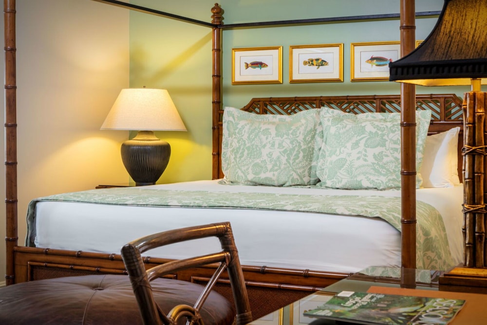 Luxury Penthouse, 1 King Bed, Ocean View (Suite) - Photo 4