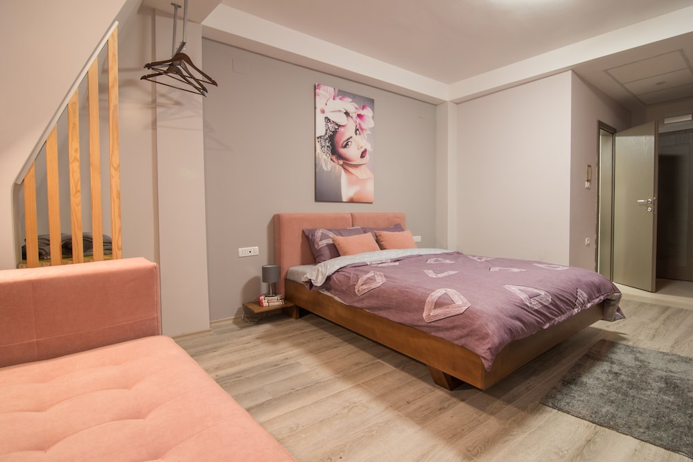 Deluxe Triple Room - Photo 1