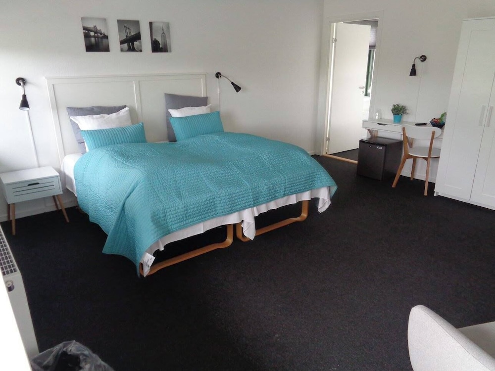 Family Room - Photo 1