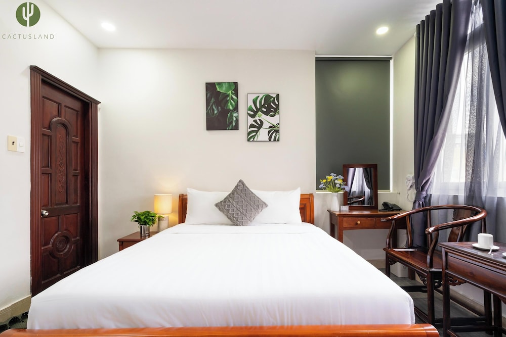 Deluxe Room, City View photo 3