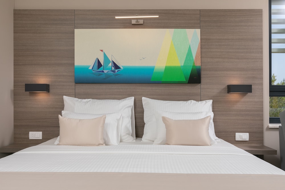 Superior Double Room with Balcony (2+0)