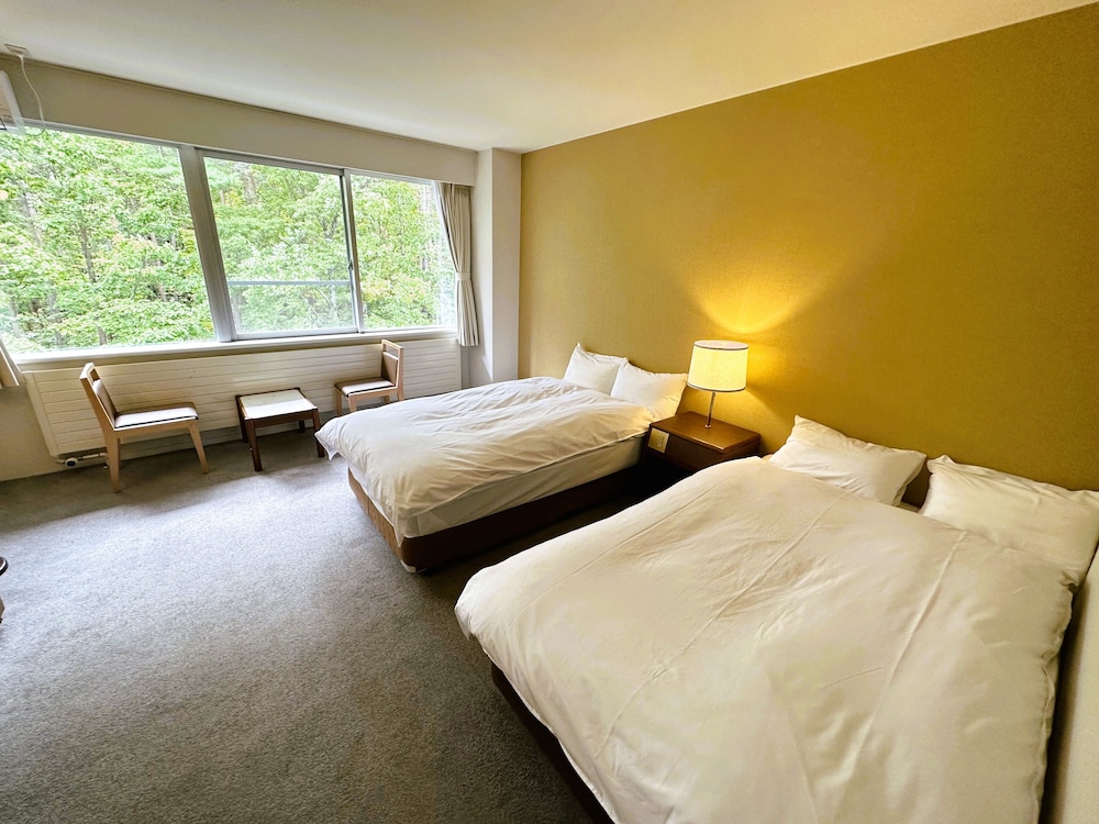 Western Twin Room - Photo 1